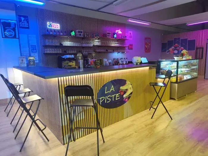 Bar et snacking — La Piste.